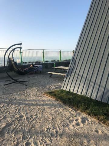 DziwnówWilla Plaza Pokoje I Domki Z Widokiem Na Morzeアパートメント エクステリア 写真